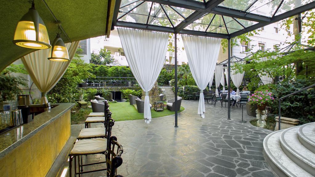 Hotel Manin Milano Restoran fotoğraf